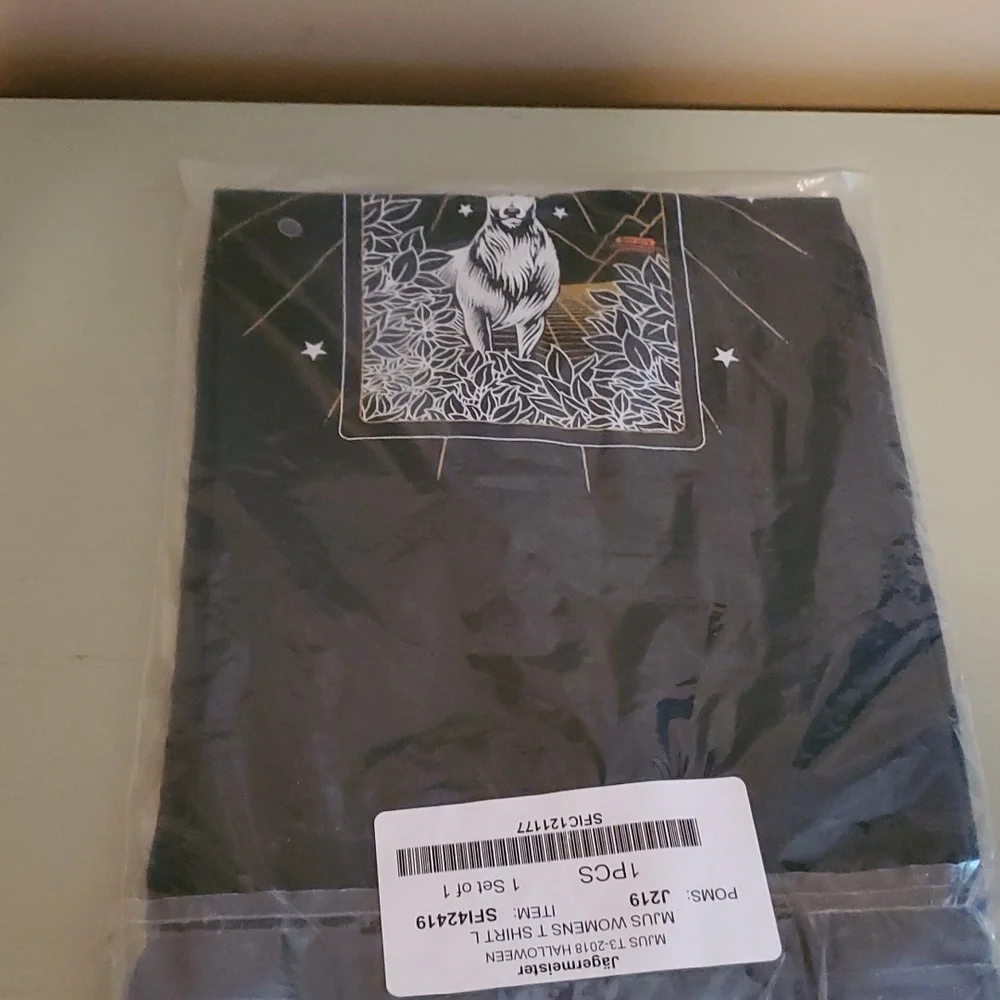 NWT Womans Jagermeister Stag Short Sleeve V-Neck T-Shirt - Picture 2 of 6